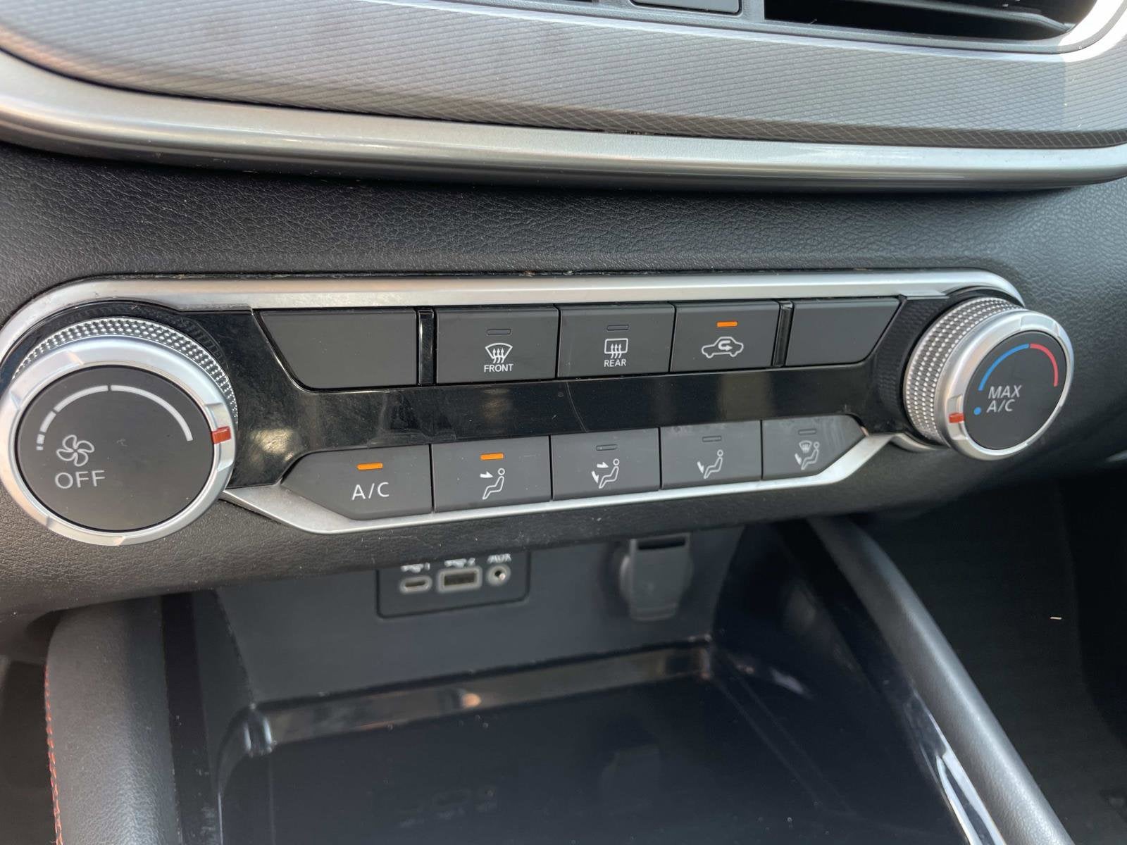 2025 Nissan Altima SR