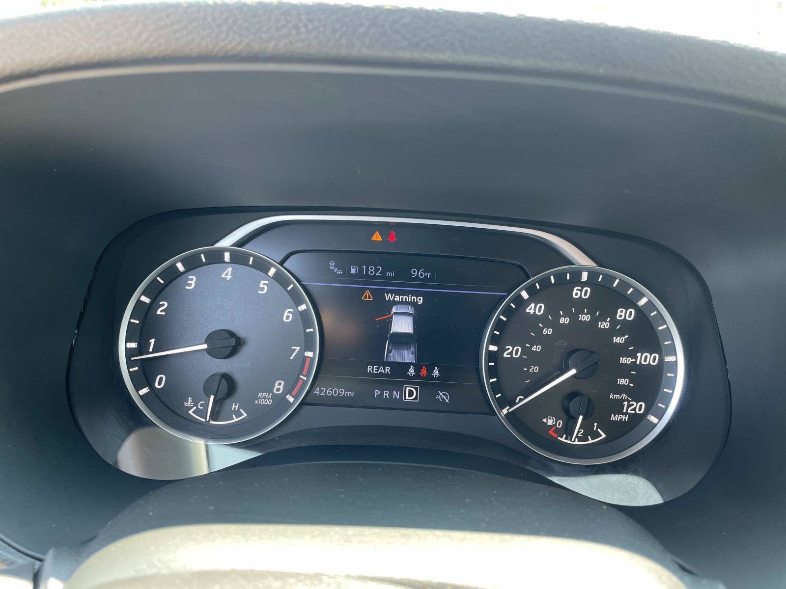 2023 Nissan Frontier SV