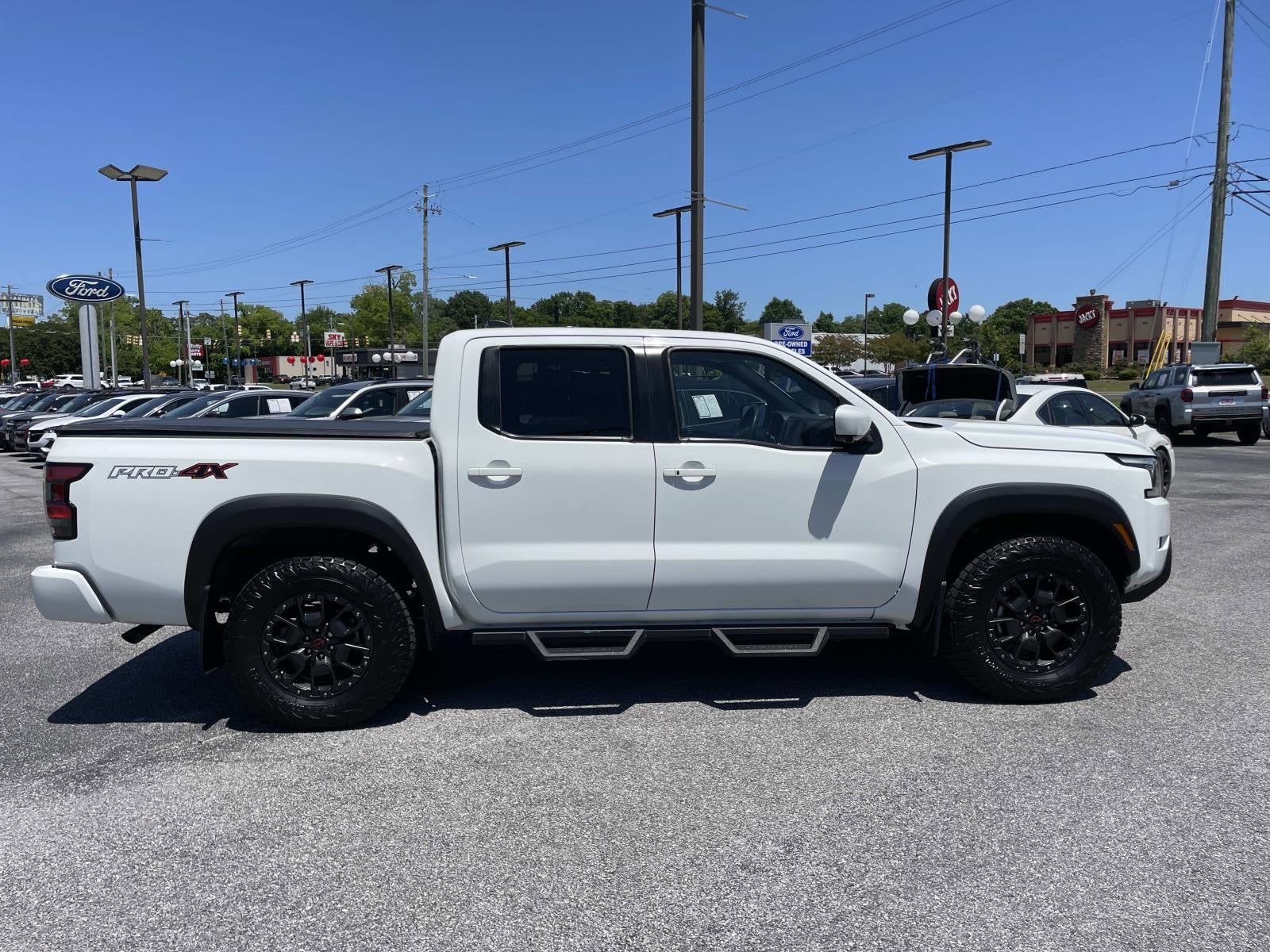 2022 Nissan Frontier PRO-4X
