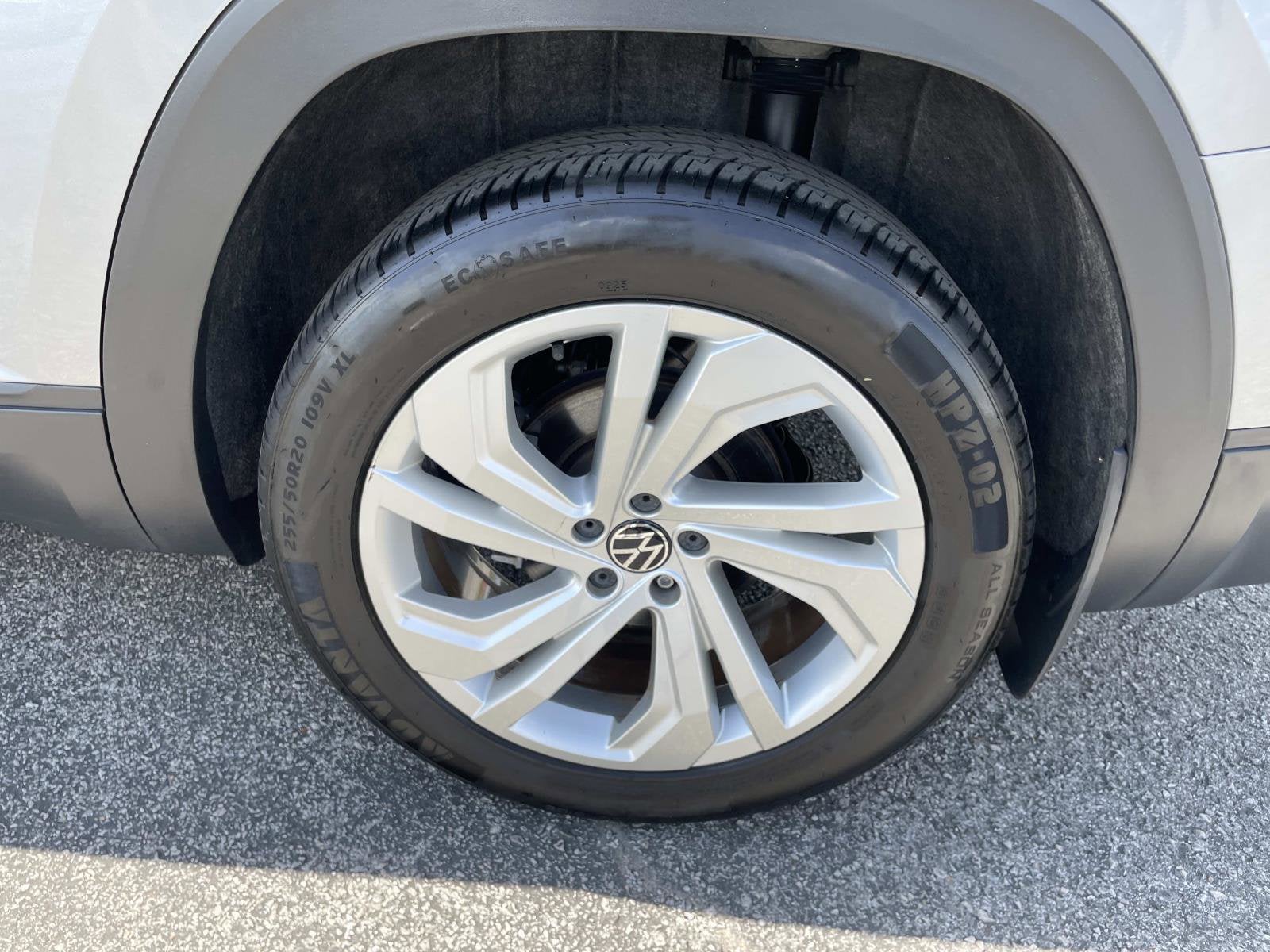 2021 Volkswagen Atlas 3.6L V6 SE w/Technology