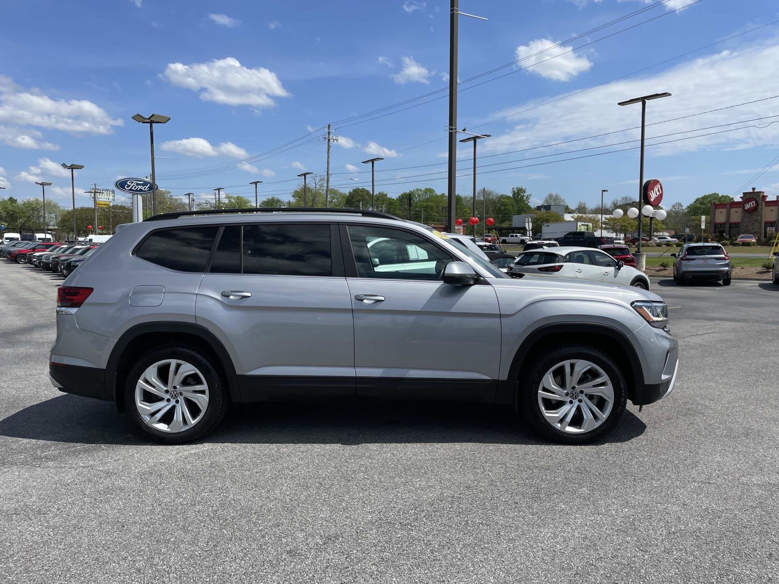 2021 Volkswagen Atlas 3.6L V6 SE w/Technology