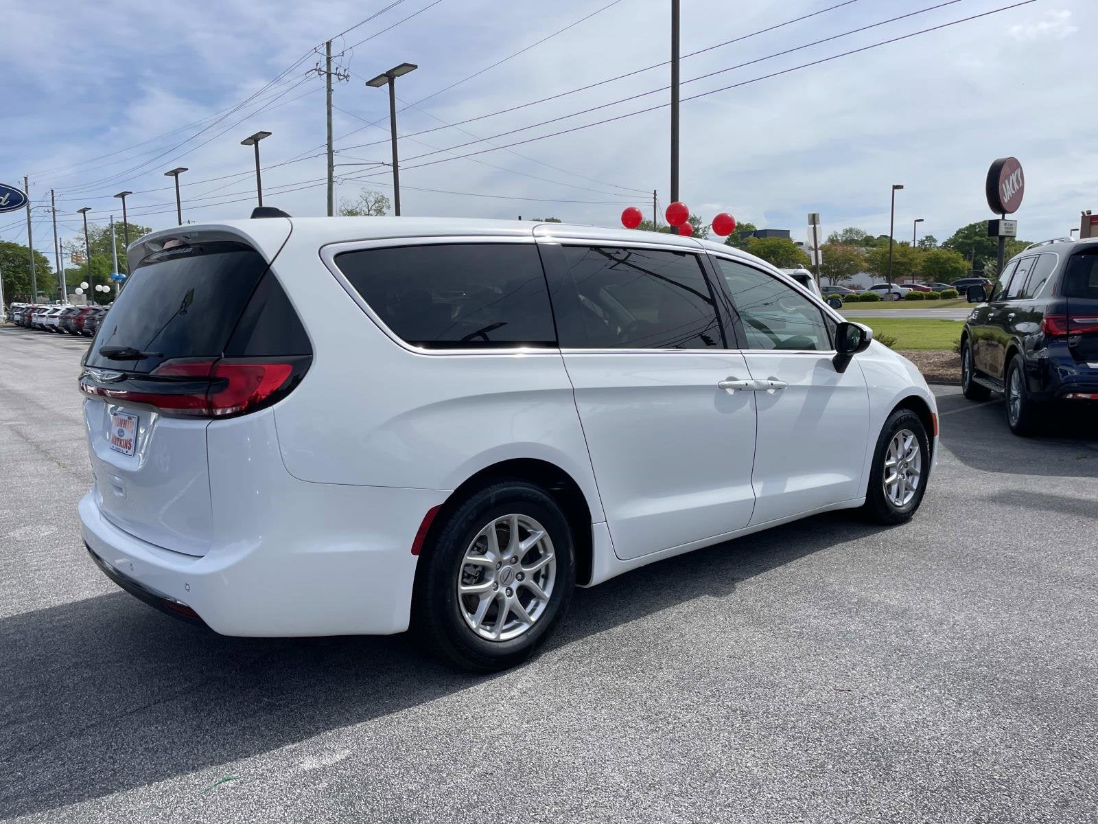 2023 Chrysler Pacifica Touring L