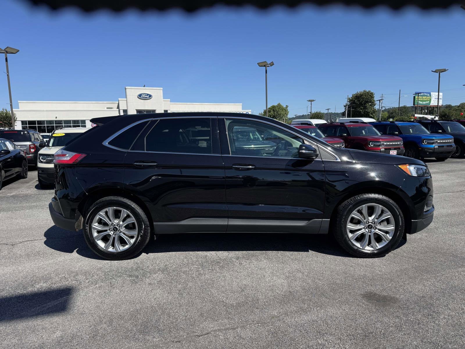 2024 Ford Edge Titanium