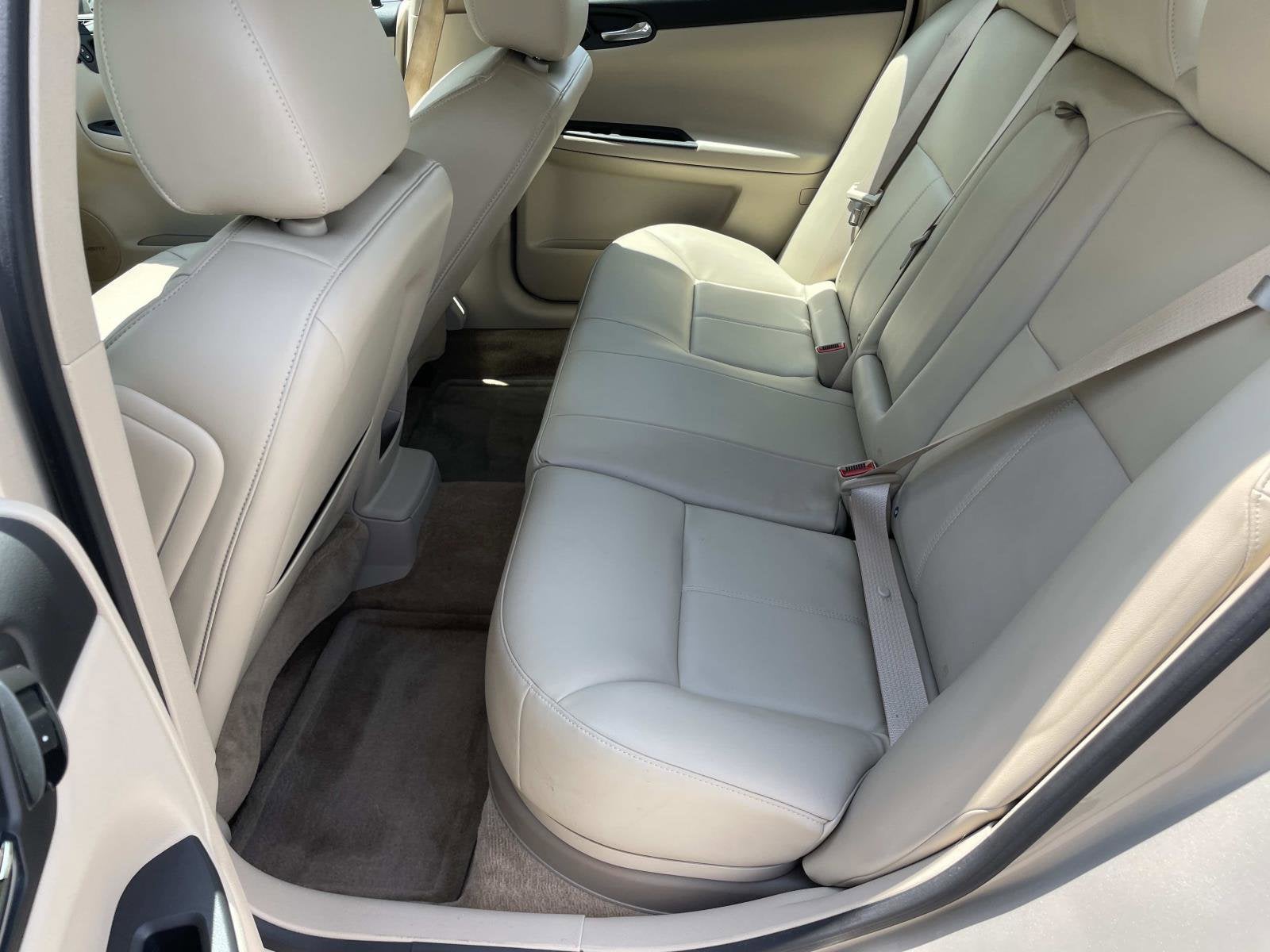 2011 Chevrolet Impala LT Retail