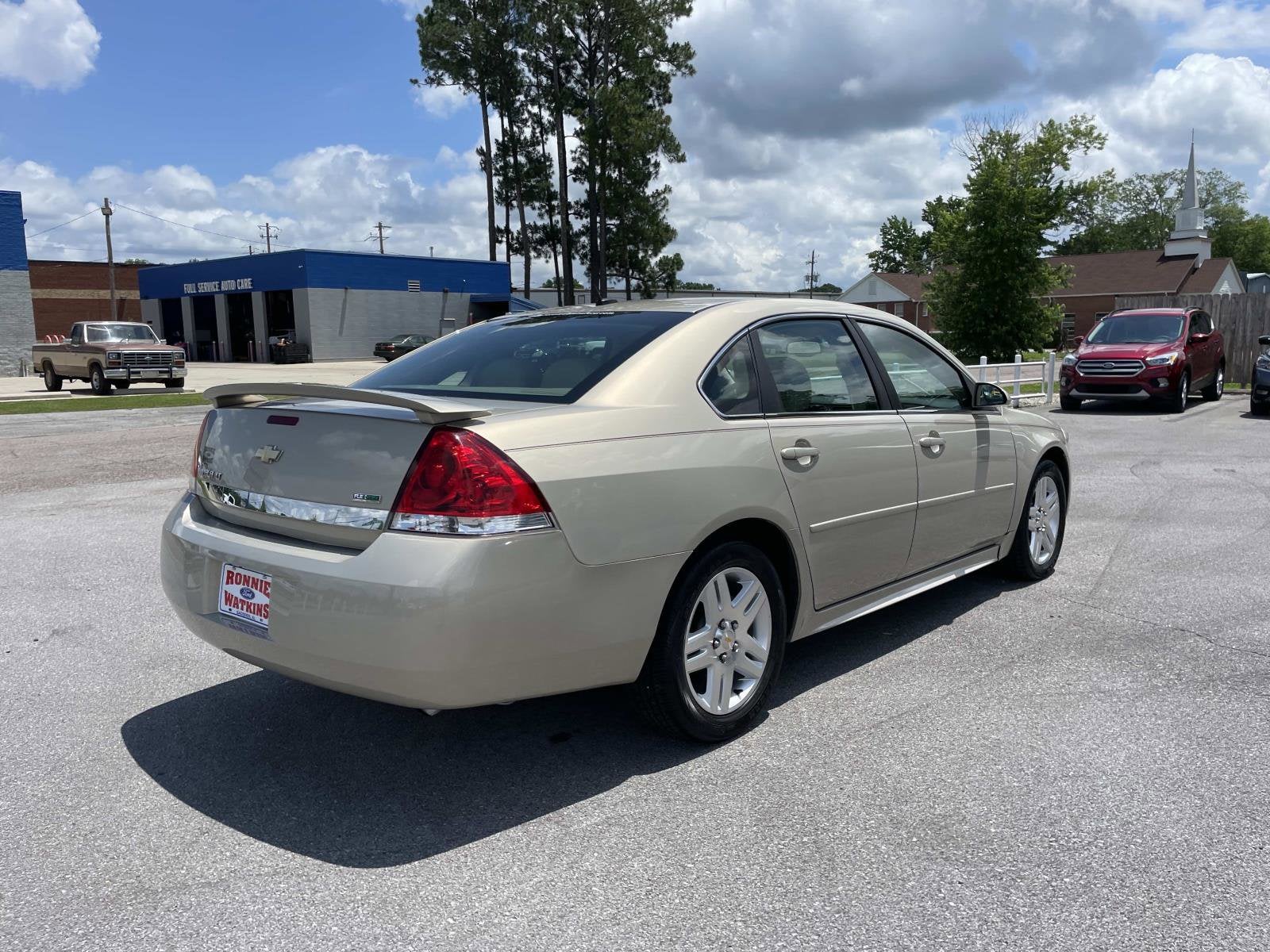 2011 Chevrolet Impala LT Retail