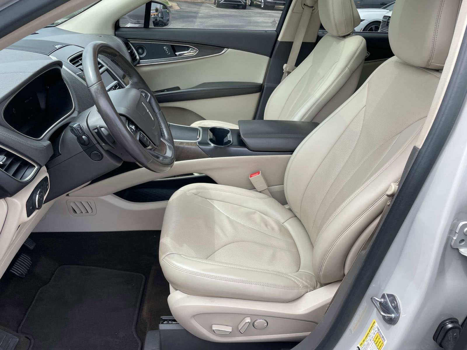 2020 Lincoln Nautilus Reserve