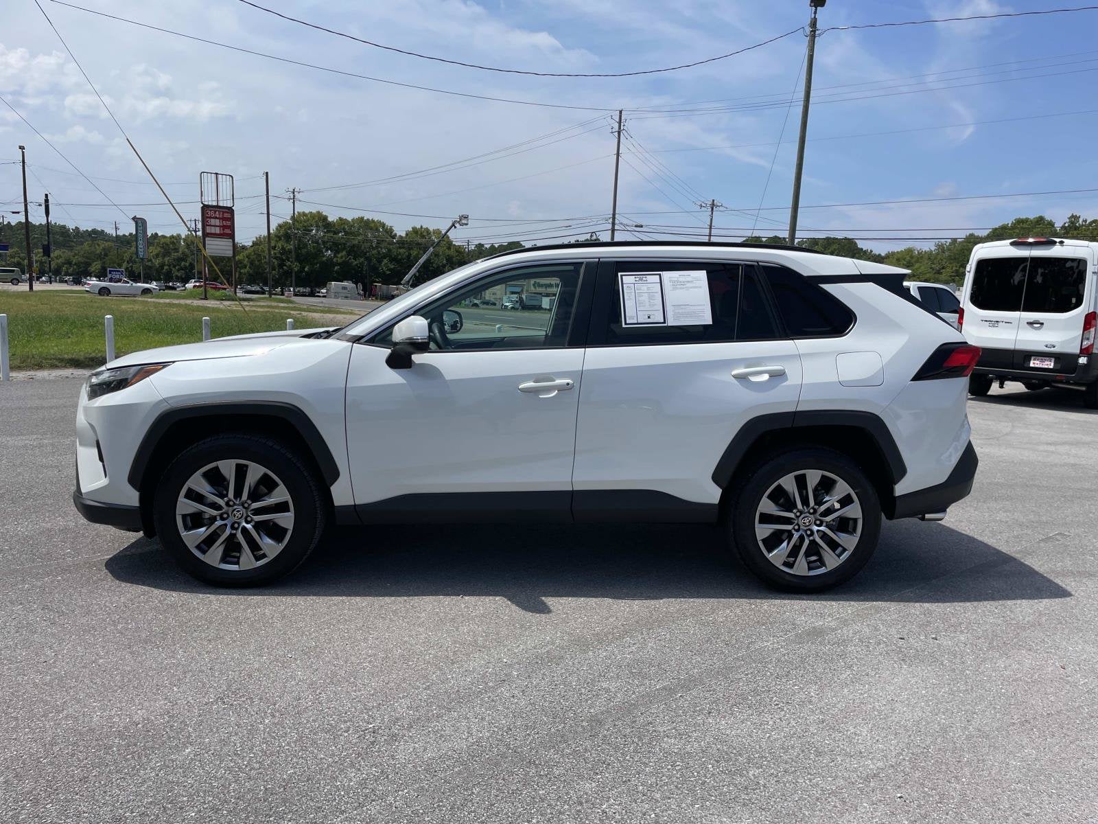 2023 Toyota RAV4 XLE Premium
