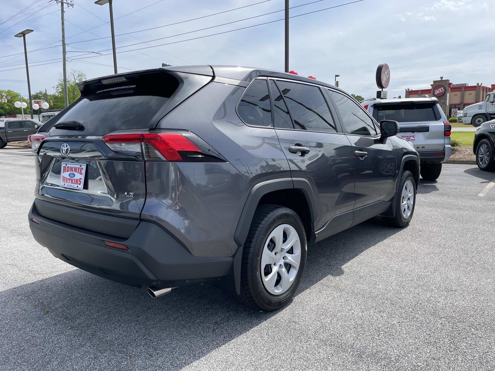 2024 Toyota RAV4 LE