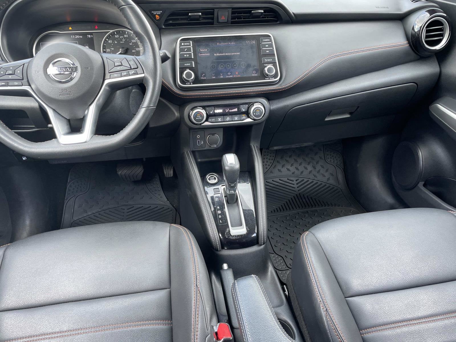 2020 Nissan Kicks SR