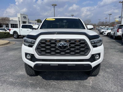 2021 Toyota Tacoma 4WD TRUCK