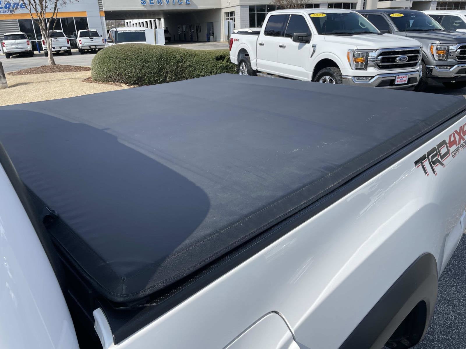 2021 Toyota Tacoma 4WD TRUCK