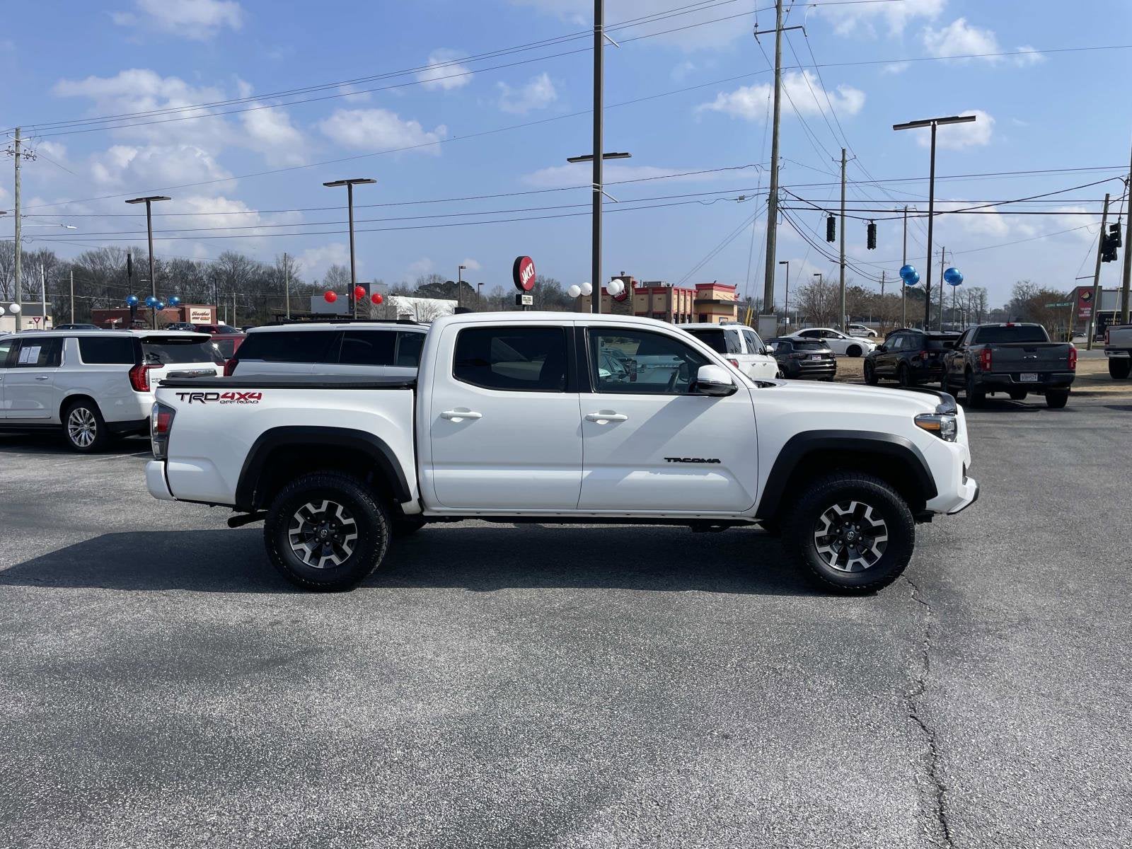 2021 Toyota Tacoma 4WD TRUCK