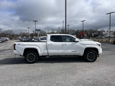 2024 Toyota Tacoma 4WD TRUCK