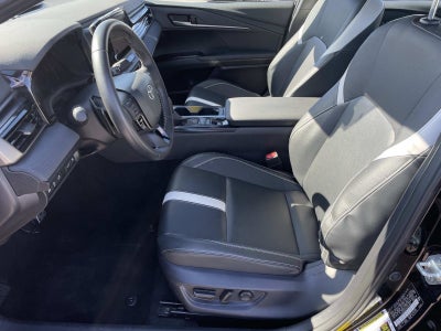 2025 Toyota Camry SEDAN