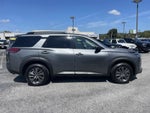 2023 Nissan Pathfinder SV