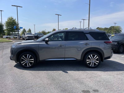 2024 Nissan Pathfinder Platinum