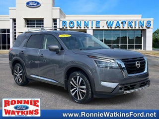 2024 Nissan Pathfinder Platinum