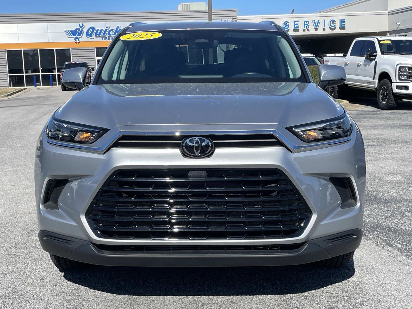 2025 Toyota Grand Highlander Base