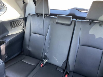 2025 Toyota Grand Highlander Base