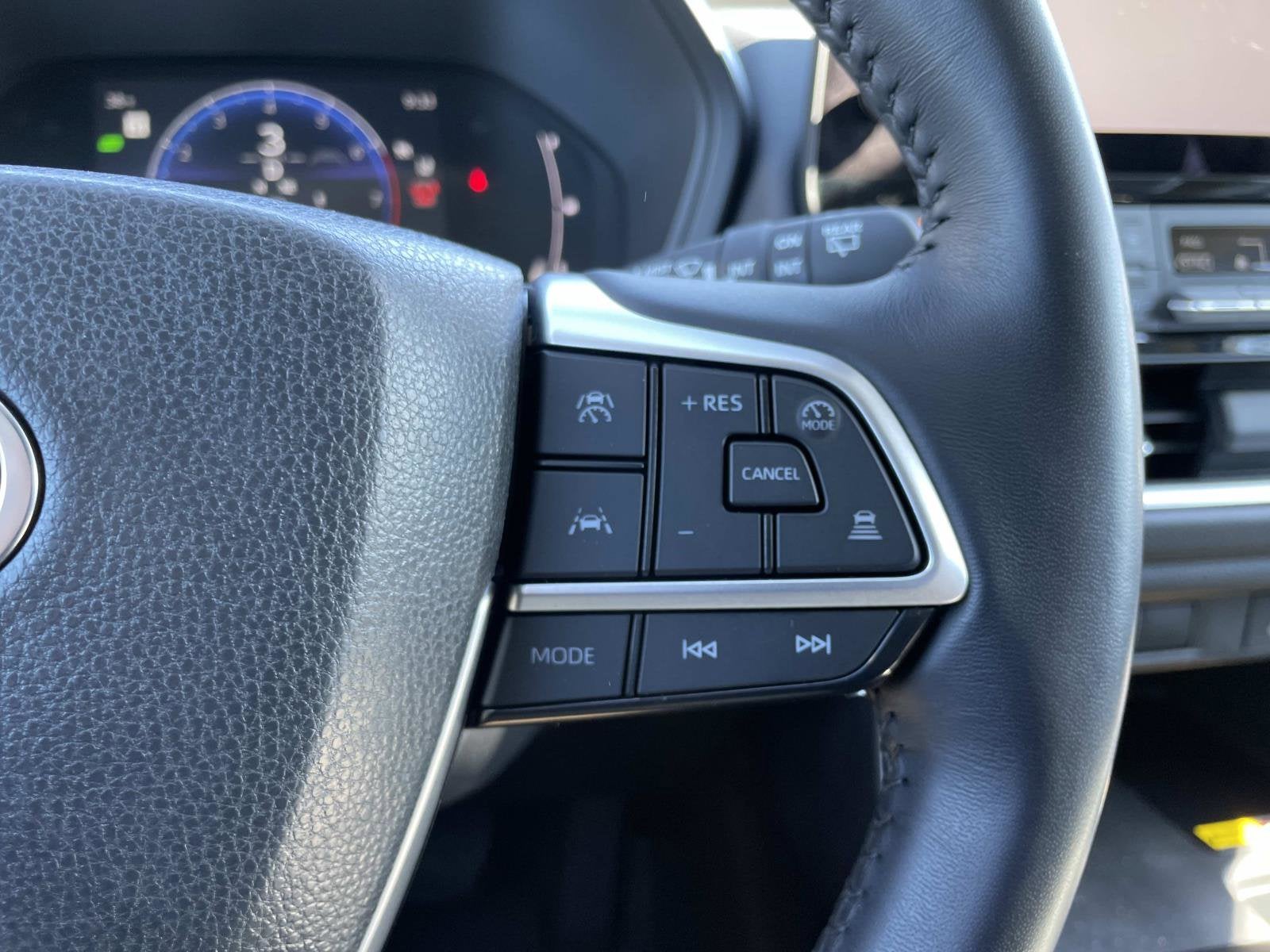 2025 Toyota Grand Highlander Base