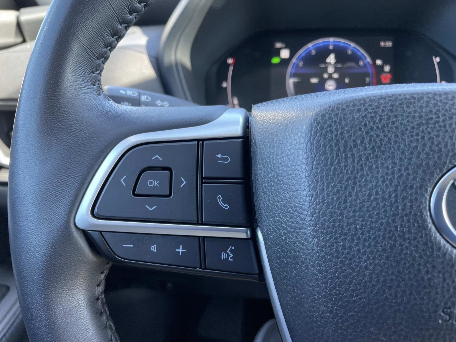 2025 Toyota Grand Highlander Base