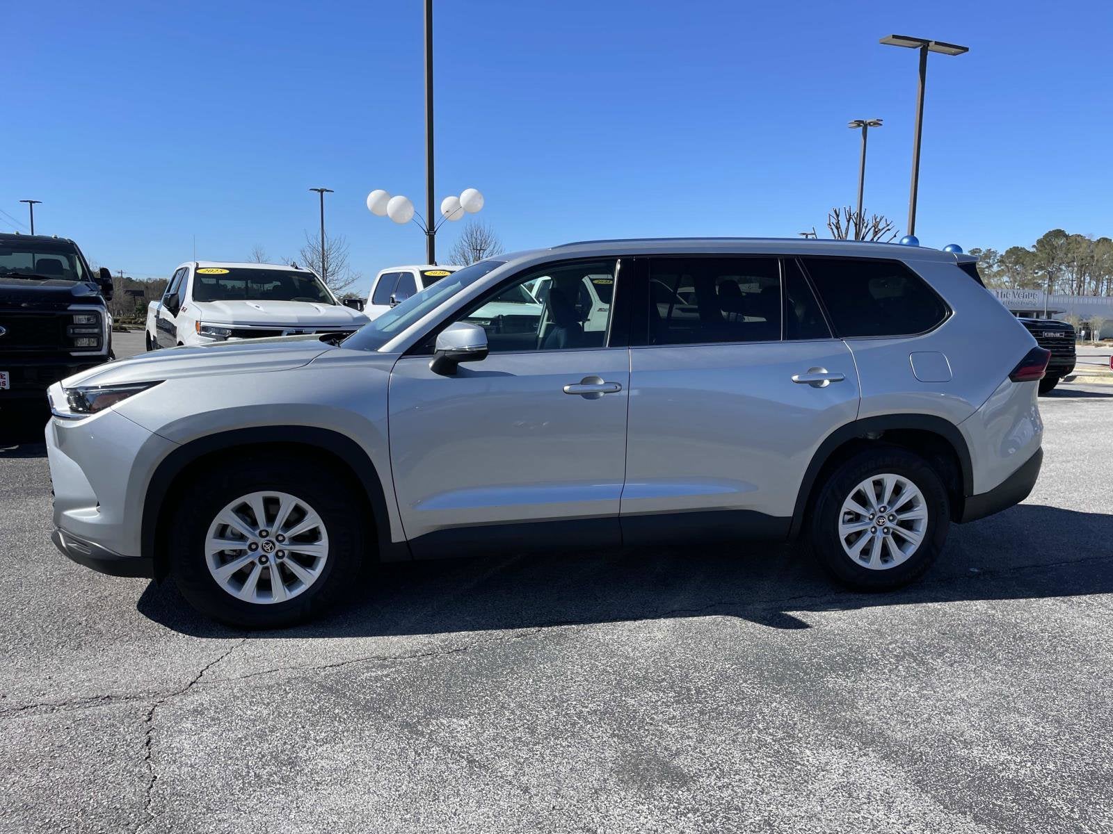 2025 Toyota Grand Highlander Base