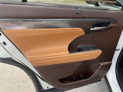2021 Toyota Highlander Platinum
