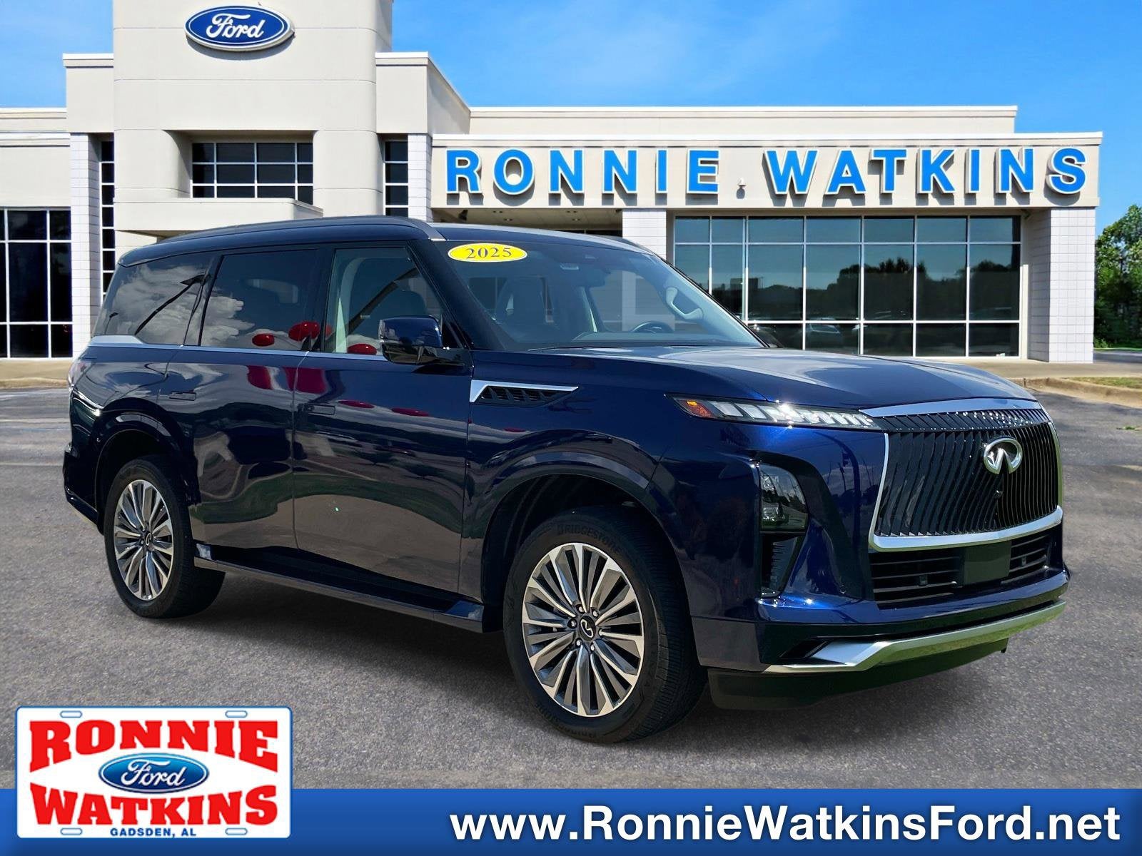 2025 INFINITI QX80 Sensory 4WD's photo