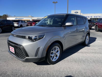 2023 Kia Soul LX