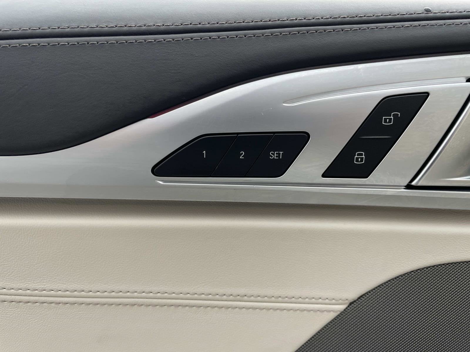 2019 BMW 8 Series M850i xDrive